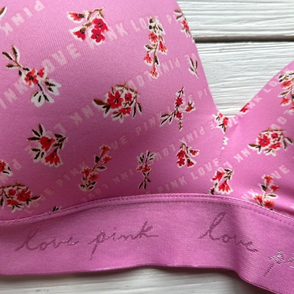 NWT VS PINK Wear Everywhere Lightly Lined Wireless Bra Bundle size 32DD